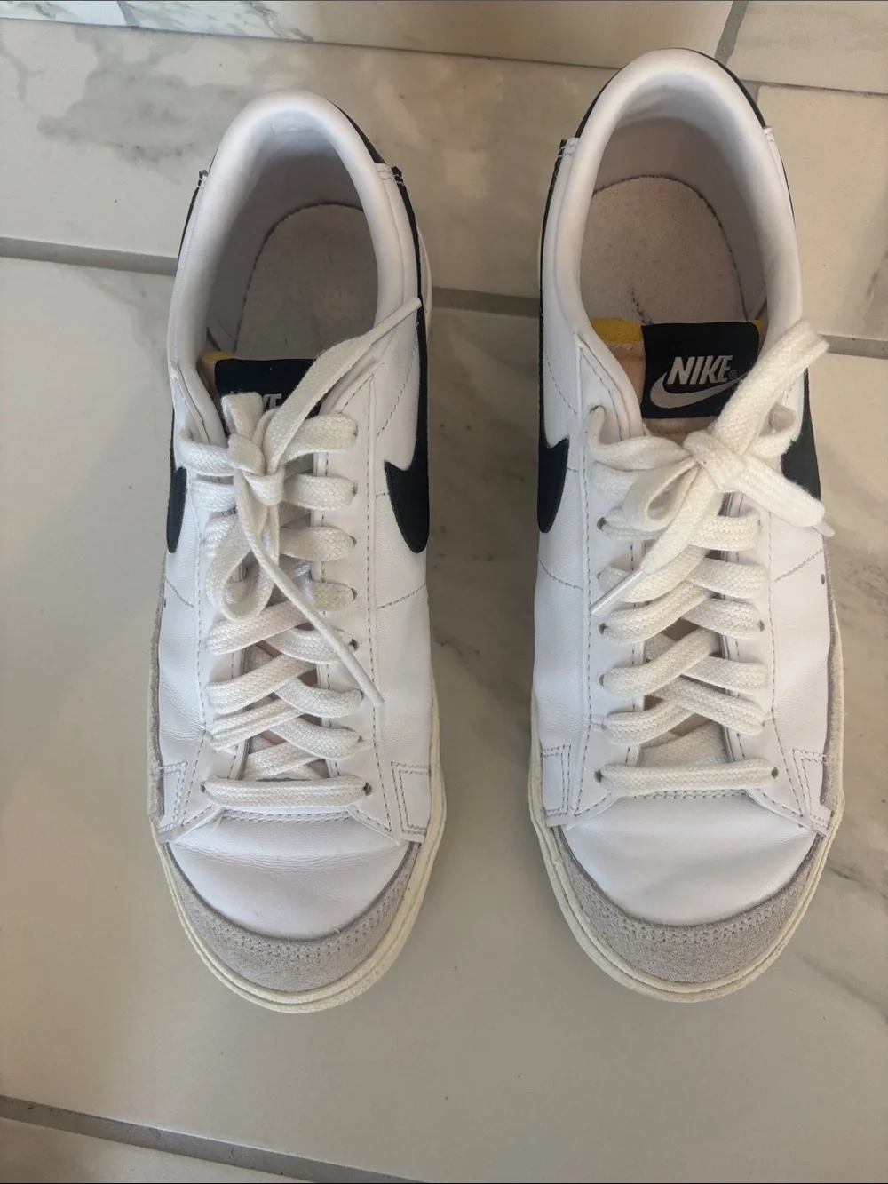Nike low top